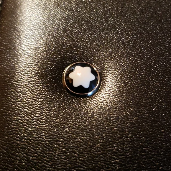 MONTBLANC Passport Holder - Brand New - last 1 Left - Picture 5 of 7